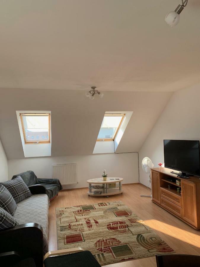 Biely Kostol Apartments מראה חיצוני תמונה
